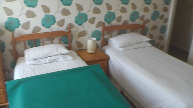 Hotel Bedroom - Isle of Wight - Educational School Trips