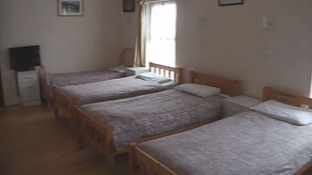 Hotel Bedroom - Isle of Wight - Educational School Trips