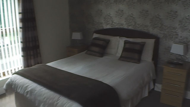 Hotel Bedroom - Isle of Wight - Educational School Trips